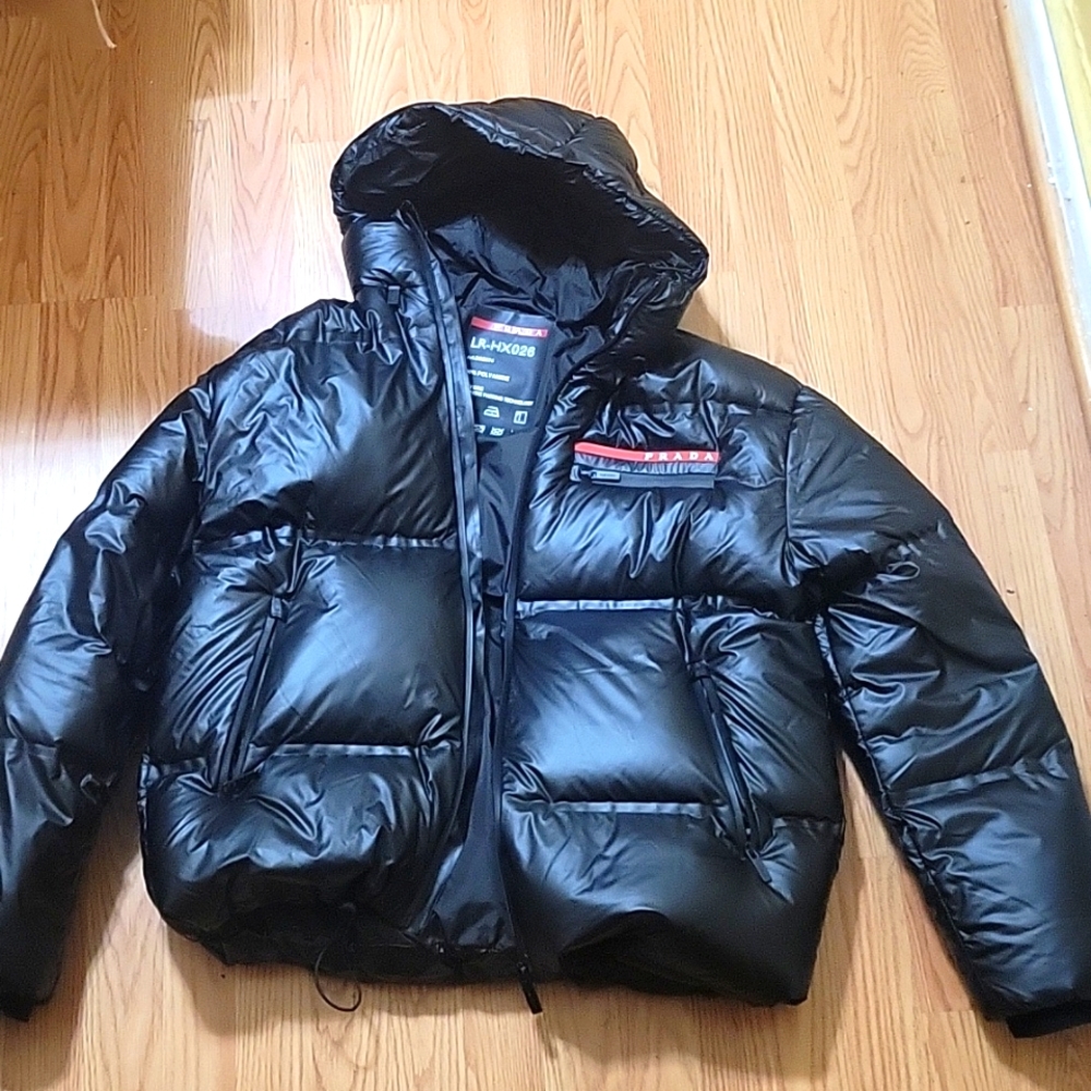 Mens Prada black puffer down coat (L)